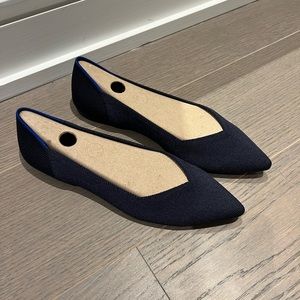Rothy’s never worn ‘The Point Maritime” in navy size 8.5.